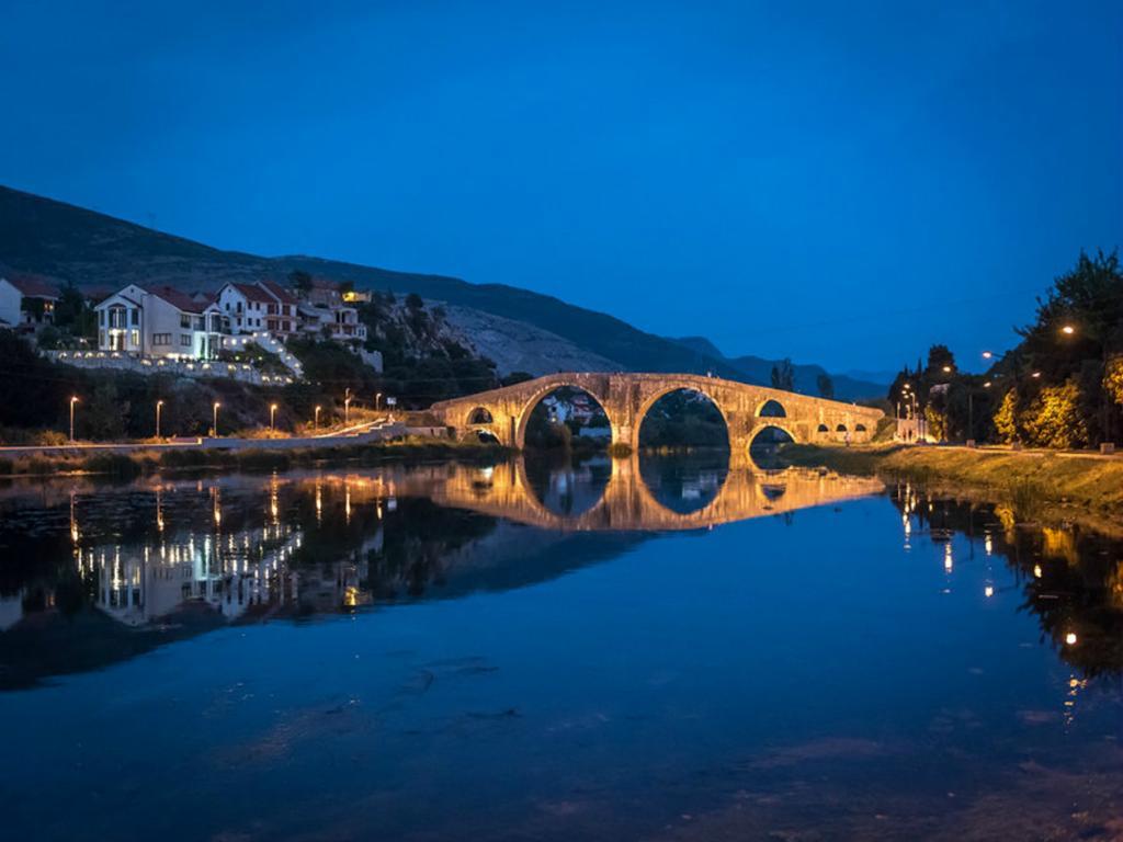 Apartments Lord Trebinje Esterno foto